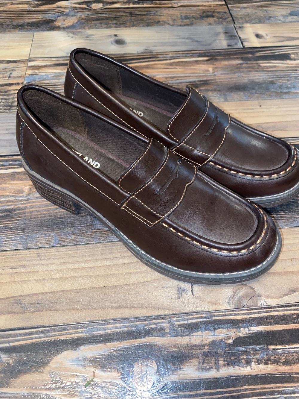 NWOT Eastland Dark Brown Holly Penny Loafers